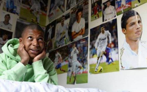 Mbappé sulle orme di Cristiano Ronaldo: da oggi diventa Km7