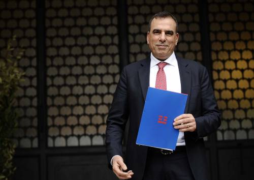 Tim apre il risiko delle partecipate
