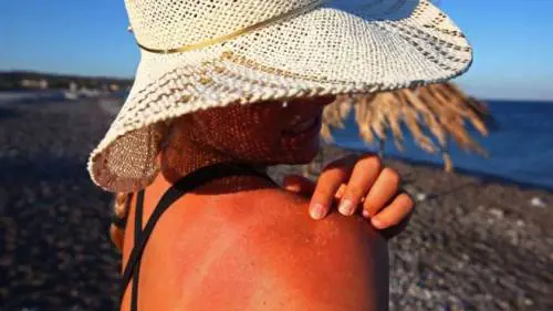 Test su prodotti solari a protezione 50+: due creme sotto il 20