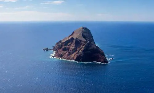 Redonda, l'isola che nessuno voleva è la patria della monarchia letteraria