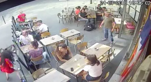 Parigi, reagisce alle molestie e viene schiaffeggiata