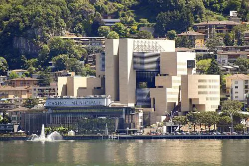 Campione d'Italia va all'asta: in vendita i beni comunali