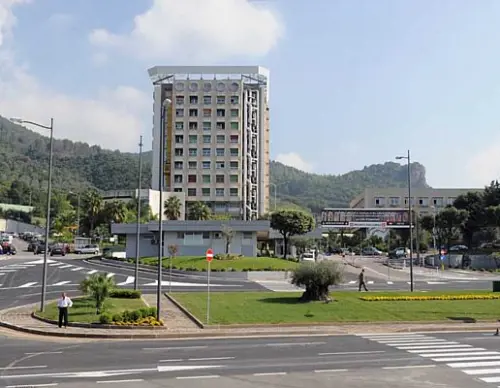 Incidente in moto, coppia grave in ospedale