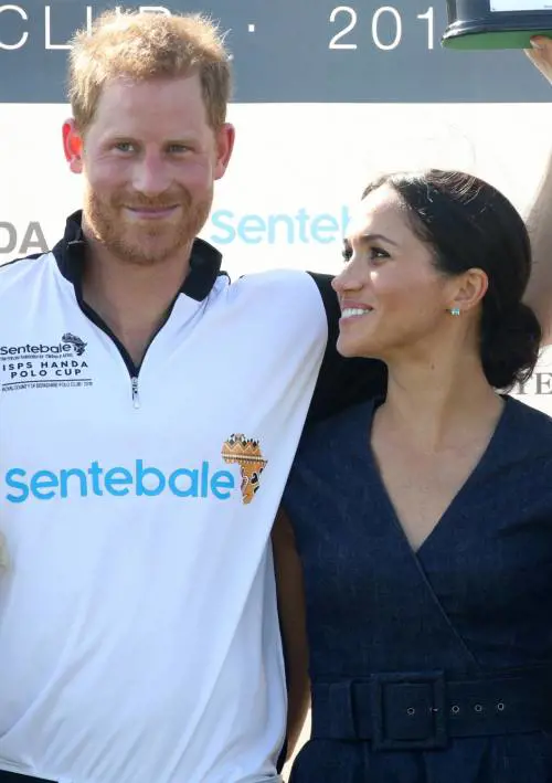 Meghan Markle e il Principe Harry felici insieme, foto