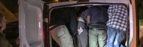 Arrestato iracheno: trasportava migranti curdi con furgone 