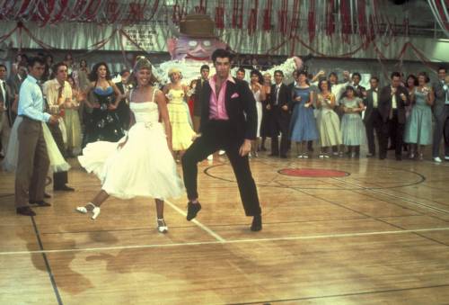 L'assaggio di Locarno: è qui la festa di Grease nostalgia anni Settanta
