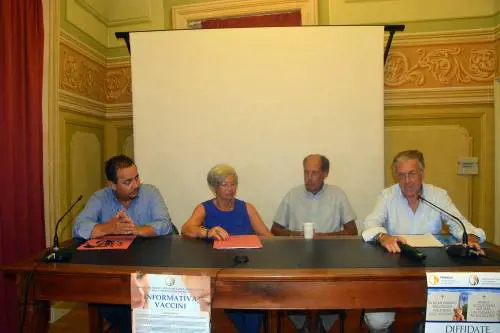Vaccini, allarme fake news dei medici imperiesi