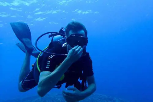Sub, aumento di infarti sott'acqua: ecco perché