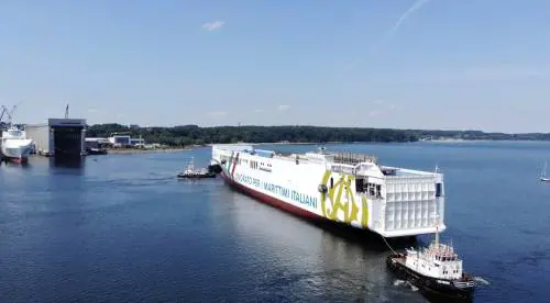 La promessa dell'armatore napoletano: "Sulla mia nave solo marinai italiani"