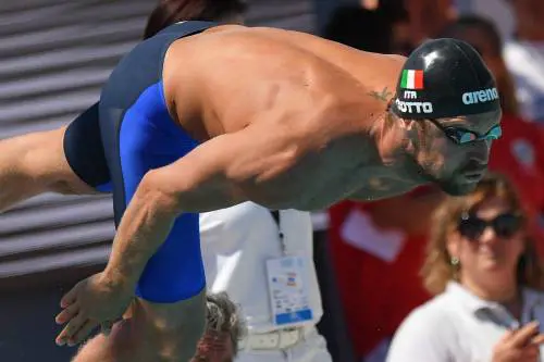 Dotto, il bello del nuoto ora capitano dei giovani: "Rivedo me otto anni fa"