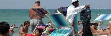 Spiagge sicure: Brindisi quattro ambulanti multati, due immigrati