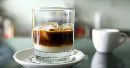 La caffeina ora fa paura. In tazza o in lattina vietata agli "under 16"