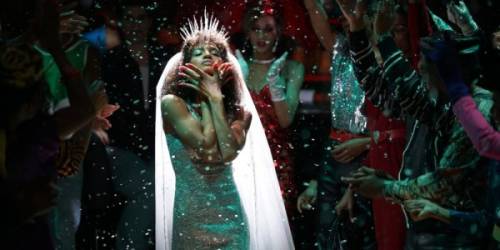 Pose, nella seconda stagione della serie tv sta per arrivare Madonna?