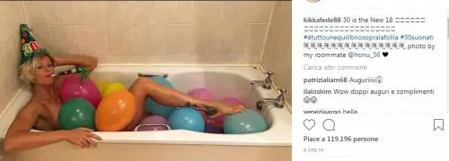 Federica Pellegrini tutta nuda in vasca. Lo scatto hot fa impazzire i fan