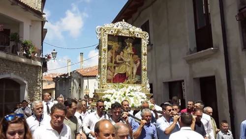 Boss vuole portare la Madonna: stop dei carabinieri