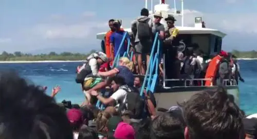 Sisma a Bali fa 140 vittime. Montano: "L'apocalisse"