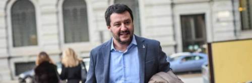 Se gli sciacalli insultano Salvini per l'incidente dei braccianti