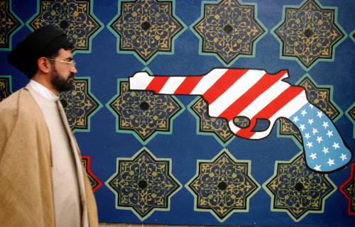 Quel segreto degli ayatollah che mette nell'angolo l'America