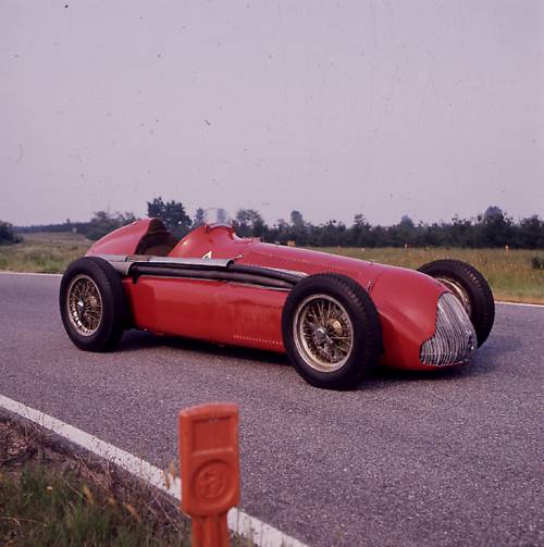 Alfa Romeo, una "liaison" a motore