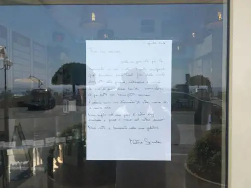 Chiavari, gelateria contro i no-vax: "Qui non siete i benvenuti". E riceve recensioni negative