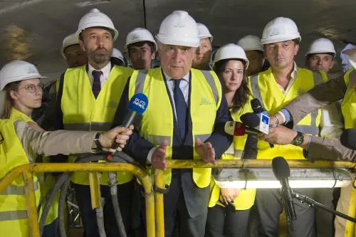 Tav, Tajani contro i 5 Stelle 'Vadano a sporcarsi le scarpe'