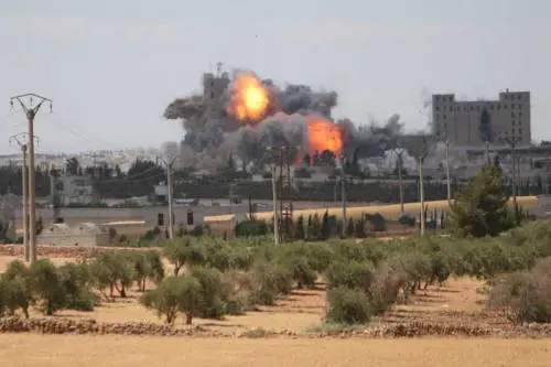 Gaza, raid israeliano dopo razzi di Hamas: tre morti tra i civili