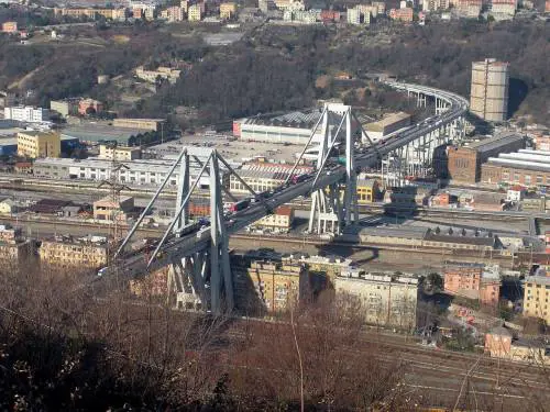 Il ponte Morandi com'era
