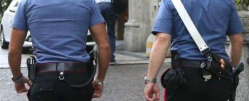 Rimini, immigrato con precedenti penali ferisce un commerciante con una bottiglia di vetro
