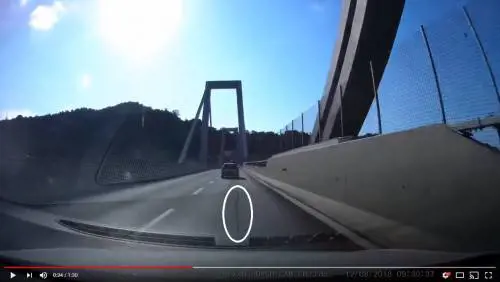 Ecco la crepa su Ponte Morandi due giorni prima del crollo: video