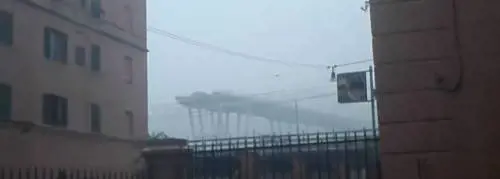 Quei controlli sul ponte di Genova "fatti col martello"