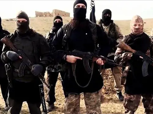 Terrorismo, condannato tunisino. I Casalesi si rifiutarono di vendergli armi