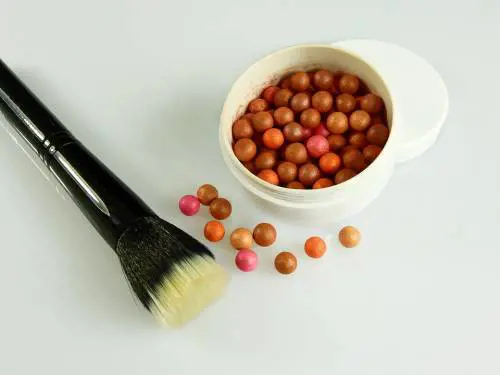Ecco come fare un make-up perfetto per esaltare la tintarella