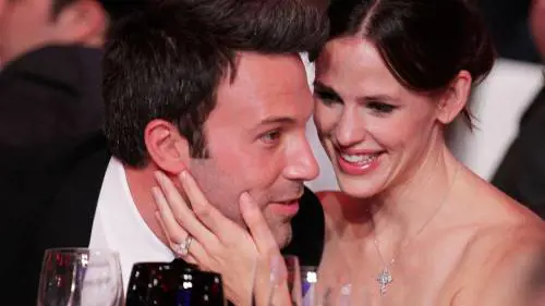 La moglie di Ben Affleck: “Divorzierò da lui quando sarà sobrio” 
