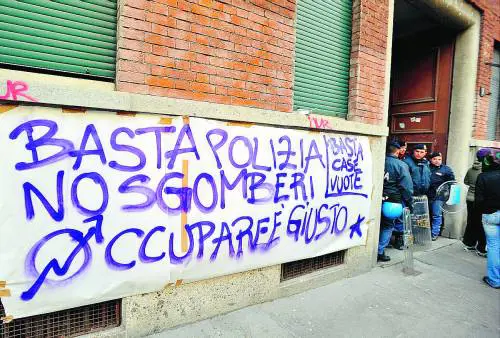 Sgomberi quartiere per quartiere. Il Viminale manda i "rinforzi"