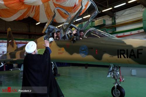 Iran, svelato il caccia Kosar