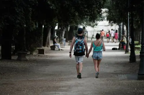 Nuovo sfregio a Roma: danneggiata una fontana di Villa Borghese