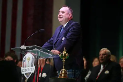 L'indipendentista scozzese Salmond accusato di molestie sessuali
