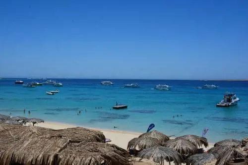 Egitto, muoiono due turisti inglesi durante una vacanza