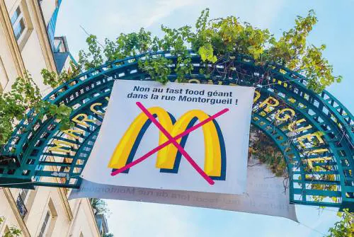 Ostriche contro hamburger: "A Oléron mai McDonald's"