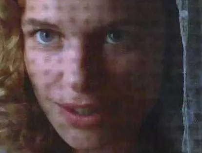 Agnese Nano in una sequenza di Nuovo cinema Paradiso