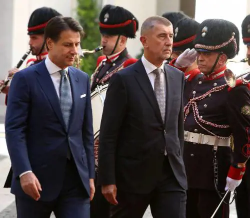 Ma il ceco Babis si fa beffe di Conte Da Praga un "no" ai ricollocamenti