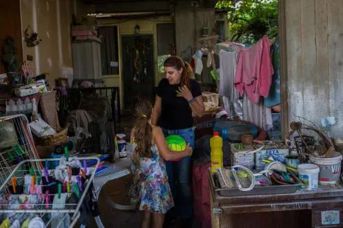 Grecia, i numeri del tracollo: così l'austerity l'ha distrutta