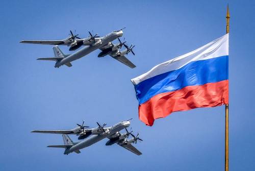 Siria, Russia invia aerei antisom. La risposta ai sottomarini Usa