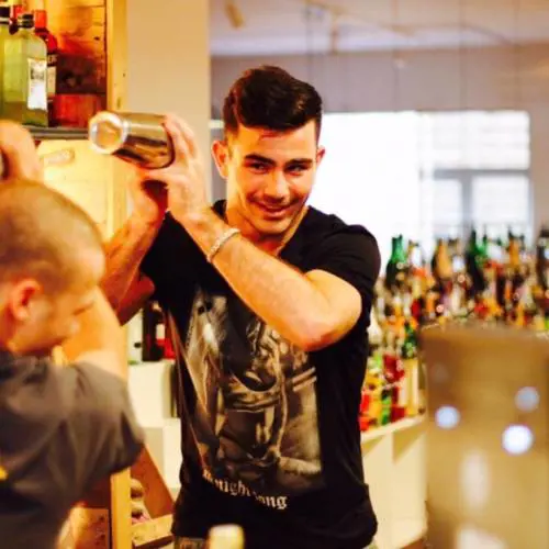 Como, liberi i tre accusati di stupro