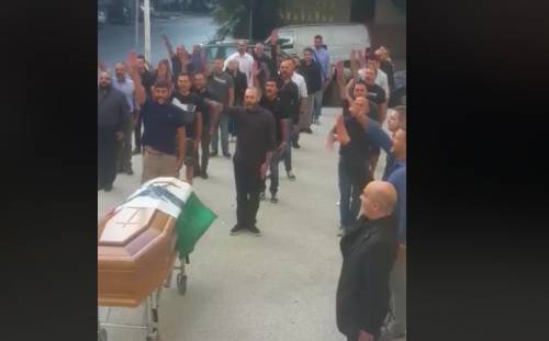 Funerale fascista, il figlio tira dritto: "Ecco perché l'ho fatto a papà"