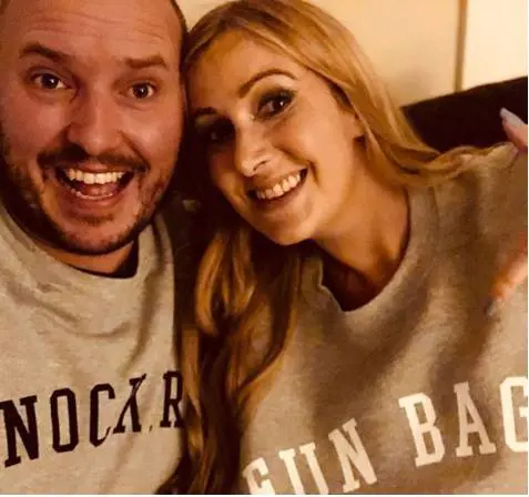 Giornalista Bbc fa annuncio choc su Instagram: "Ho pochi giorni di vita. È surreale"