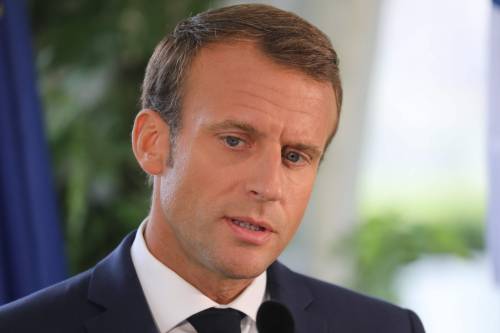 Macron, popolarità in caduta libera: il 67% dei francesi non lo vuole più