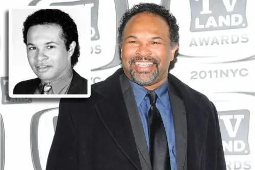 I Robinson, un attore della famosa serie tv ora è un cassiere in un supermercato