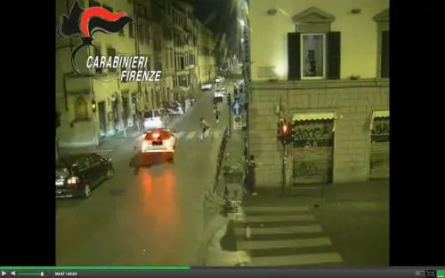 Firenze, rissa tra stranieri con pietre, cinture e sellini di bici