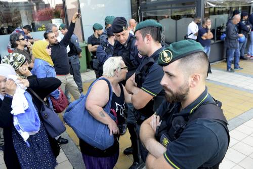 Gli sgomberati di Sesto San Giovanni occupano Torre Ligresti